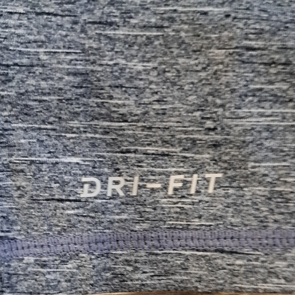 Nike Blue Short Sleeve Tee Athletic Style - Picture 2 of 4